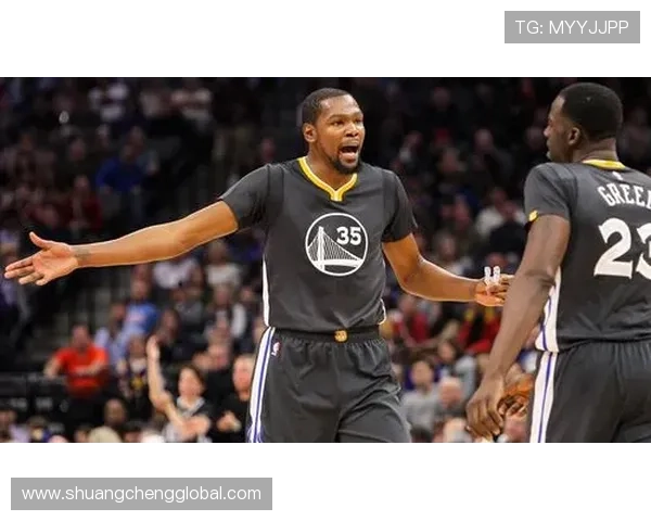 KD谈与球迷在推特对线的原因：快速宣泄与真实自我保持