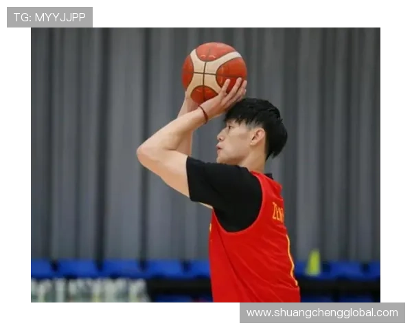 曾凡博透露重伤经历腰伤与脑部后遗症影响生活与职业发展